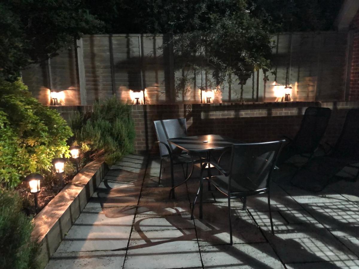 Idyllic Studio Flat 温切斯特 外观 照片